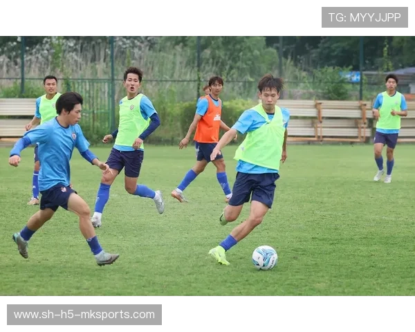 青训是否支持球员参与短期海外训练项目提升认知，国内青训