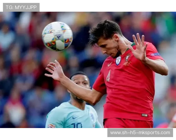 鲁本-迪亚斯：不仅是场上的领袖，更是社区的英雄，鲁本迪亚斯个人资料